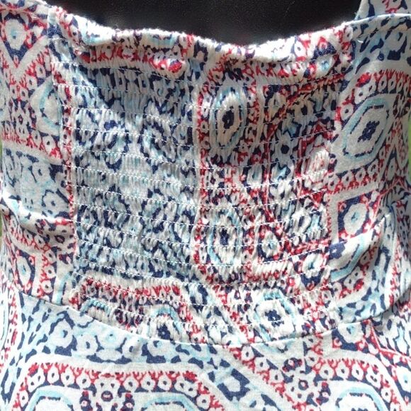 American Rag Cie Red White and Blue Mosaic Smocked Dress Size Medium - Picture 4 of 11